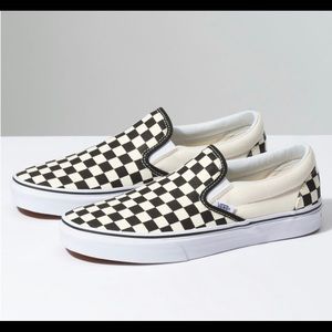 6.5 Women’s Black and White Checkered Slip On Vans